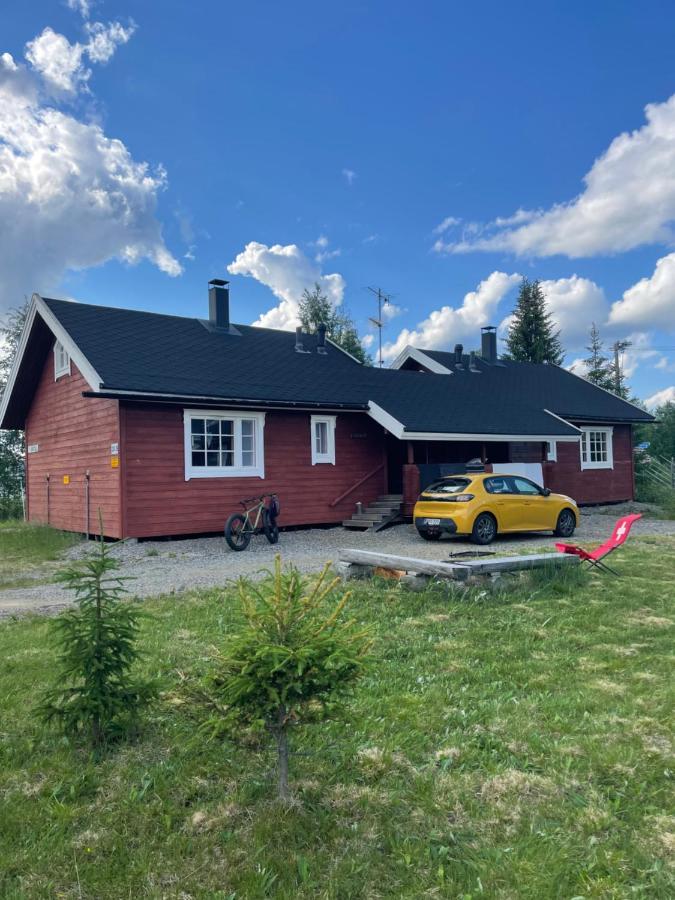 Yllaestoelli 2 A, Aekaeslompolo Vila Kolari Exterior foto